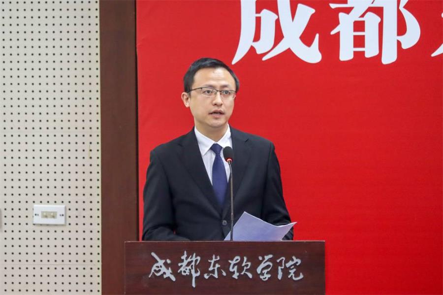 博仁大学优秀博士毕业生——43岁的高校吕教授