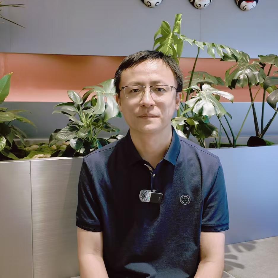 博仁大学优秀博士毕业生——43岁的高校吕教授