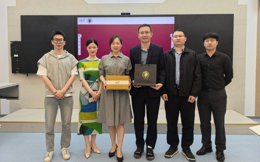 访问院校五