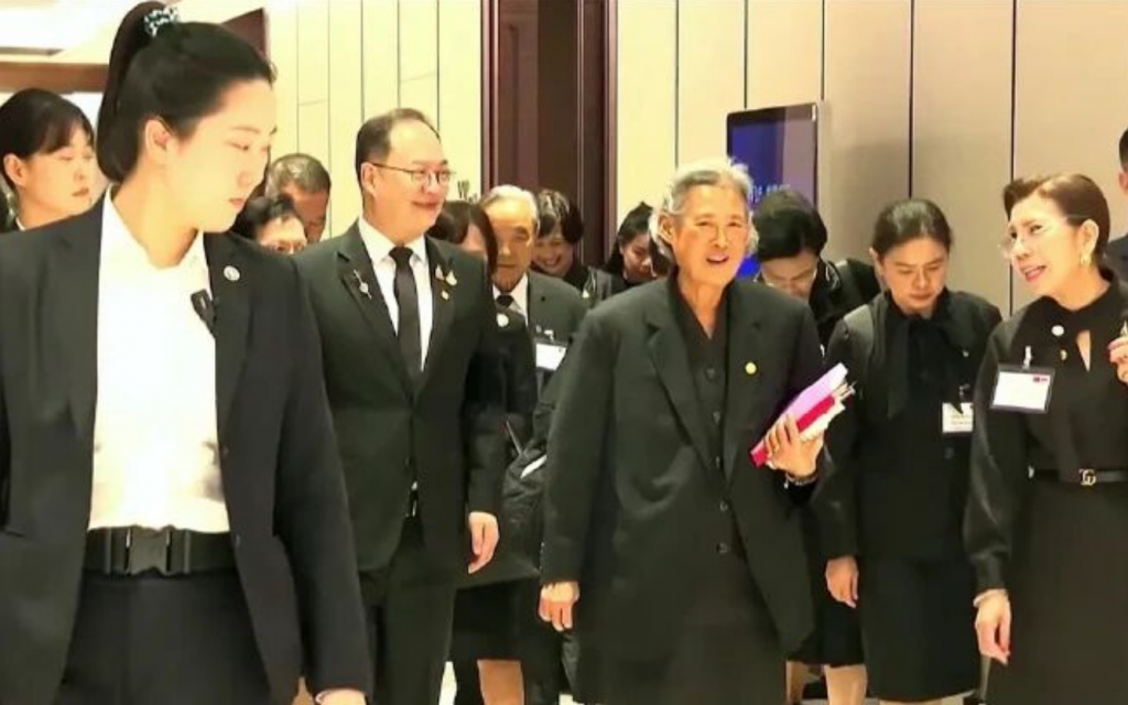 第57次访华 泰国诗琳通公主来中国啦!------参观前沿科技企业,促进中泰教育事业发展 第57次访华 泰国诗琳通公主来中国啦!------参观前沿科技企业,促进中泰教育事业发展