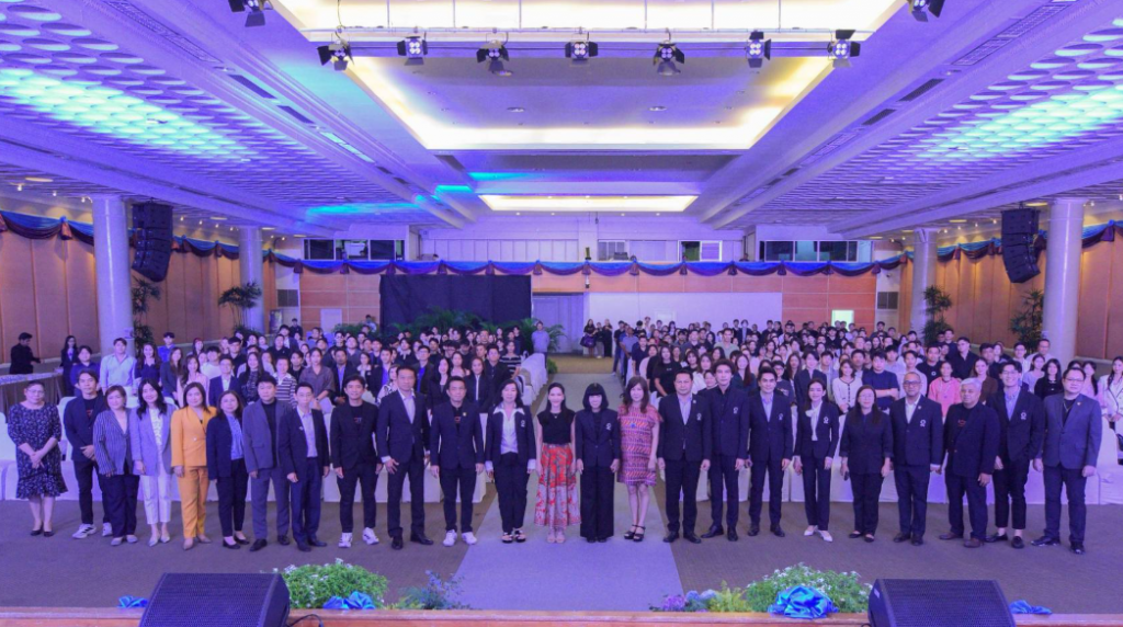 DPU 举行2026年度研究生新生入学典礼 校长达丽卡博士鼓励学生在AI时代自信探索个人发展道路,挖掘无限潜能 DPU 举行2026年度研究生新生入学典礼 校长达丽卡博士鼓励学生在AI时代自信探索个人发展道路,挖掘无限潜能