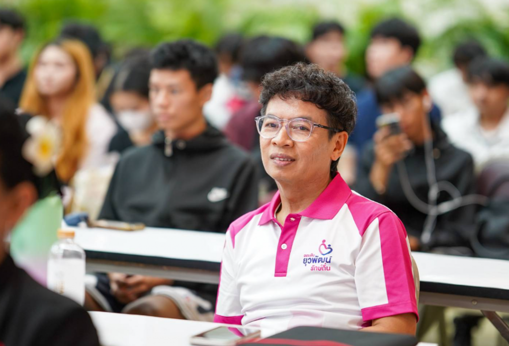 博仁大学携手政府储蓄银行举办“阿莫信青年发展家乡项目2026”成果展示暨闭幕式，助力班扬帕塔纳社区打造“社区水上市场”，推动OTOP产品升级与可持续增收