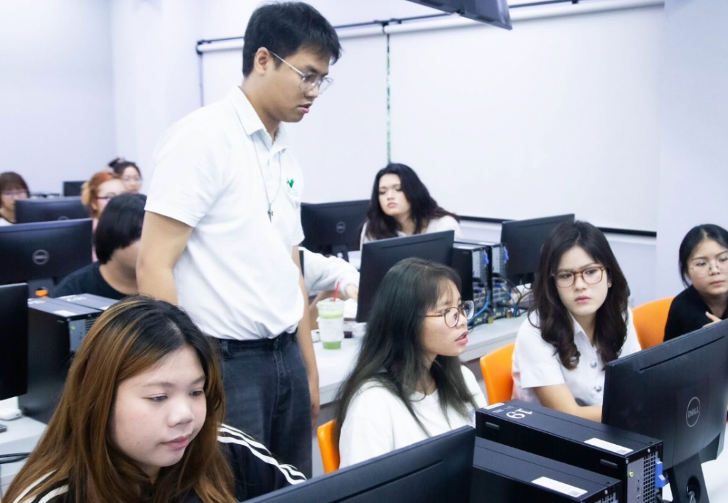 博仁大学会计学院携手NEXTTO升级数字会计工具课程,开展AI-OCR实操培训,提升学生实战能力 博仁大学会计学院携手NEXTTO升级数字会计工具课程,开展AI-OCR实操培训,提升学生实战能力