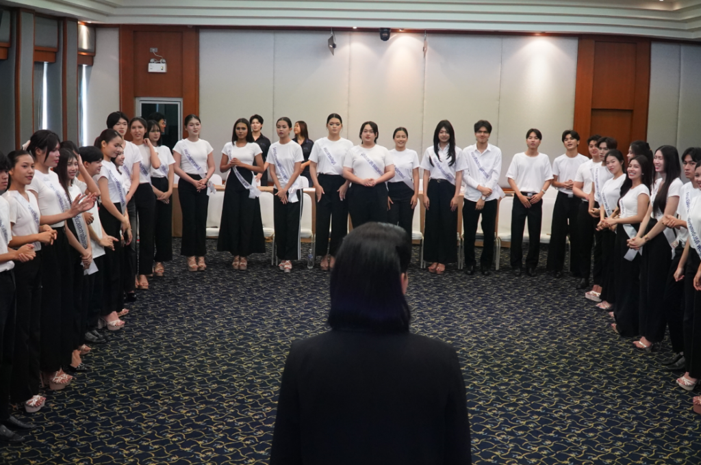 DPU 强化 BRAND AMBASSADOR 2026 参赛选手综合素质,邀请“口才导师 Kong(Paredyut Rattan-ngam)”专项指导舞台表达与问答技巧,助力大学代表自信绽放 DPU 强化 BRAND AMBASSADOR 2026 参赛选手综合素质,邀请“口才导师 Kong(Paredyut Rattan-ngam)”专项指导舞台表达与问答技巧,助力大学代表自信绽放