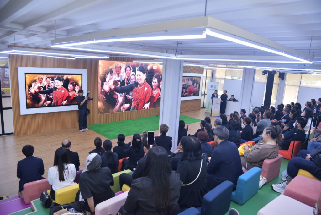 泰国国家研究委员会携手博仁大学举办“皇恩浩荡·大地纪事”主题展览,传承王室使命,为国家培育人才、建设社区 泰国国家研究委员会携手博仁大学举办“皇恩浩荡·大地纪事”主题展览,传承王室使命,为国家培育人才、建设社区