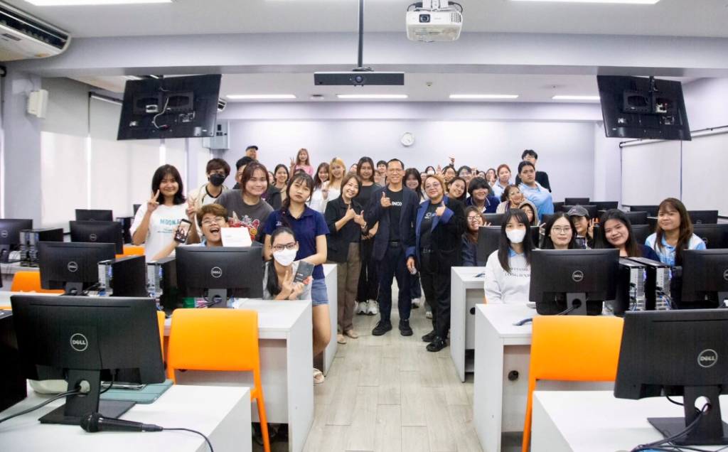 泰国博仁大学会计学院邀请科技企业 CEO 与优秀校友分享 AI 应用思维,提升新一代会计人才能力,助力企业发展 泰国博仁大学会计学院邀请科技企业 CEO 与优秀校友分享 AI 应用思维,提升新一代会计人才能力,助力企业发展