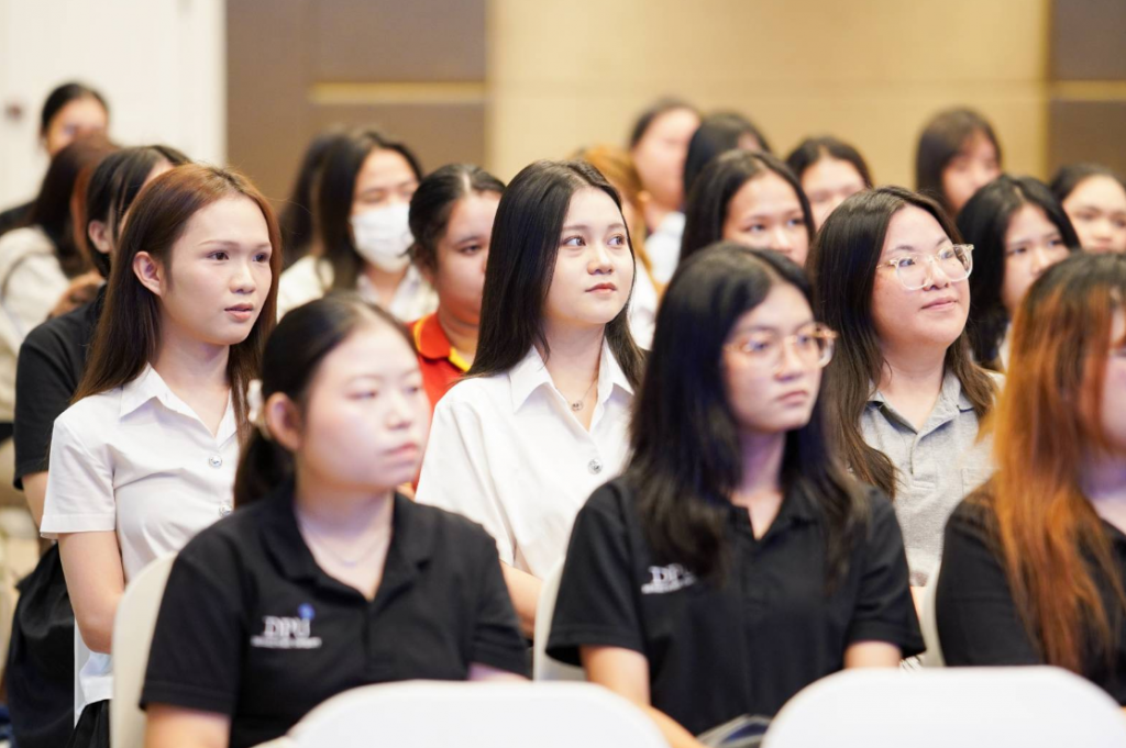 博仁大学人文学院强化学生实习前综合能力：提升专业演讲与跨世代沟通技巧，为职场实践做好准备